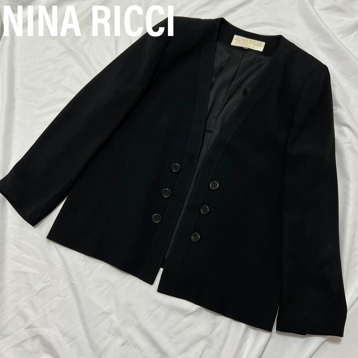ニナ リッチ　NINA RICCI ノーカラージャケット ジャケット　ブルゾン　羽織　コート アウター　飾りボタン　日本製　大きいサイズ