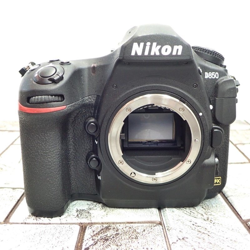 【 良品 】 ニコン D850 ボディ デジタル一眼レフ カメラ Nikon 【 付属品あり 】 1円スタート