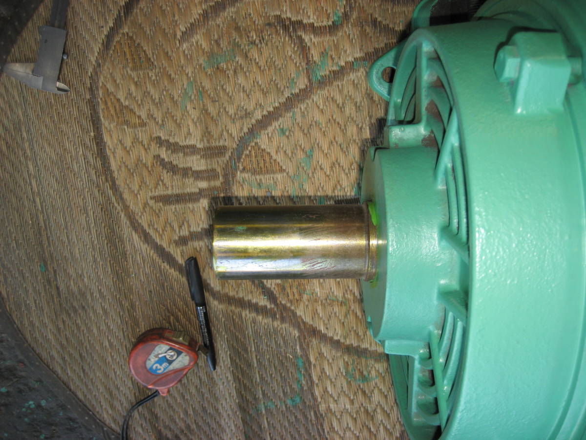 中古モートル】東芝 22kw×4P 200V使用 脚寸270mm×240mm シャフト 中古モートル】東芝 22kw×4P 200V使用 脚寸270mm×240mm シャフト