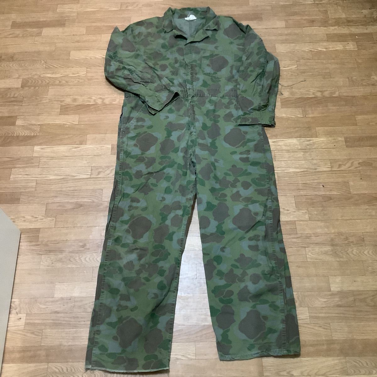 【SALE/37%OFF】 161.ビンテージ40年代月桂樹ボタンカモオールインワン古着アメカジUSAアメリカフリー&イージーマイフリーダムツナギハンティングアーミー オーバーオール 【SALE/37%OFF】 161.ビンテージ40年代月桂樹ボタンカモオールインワン古着アメカジUSAアメリカフリー&イージーマイフリーダムツナギハンティングアーミー オーバーオール