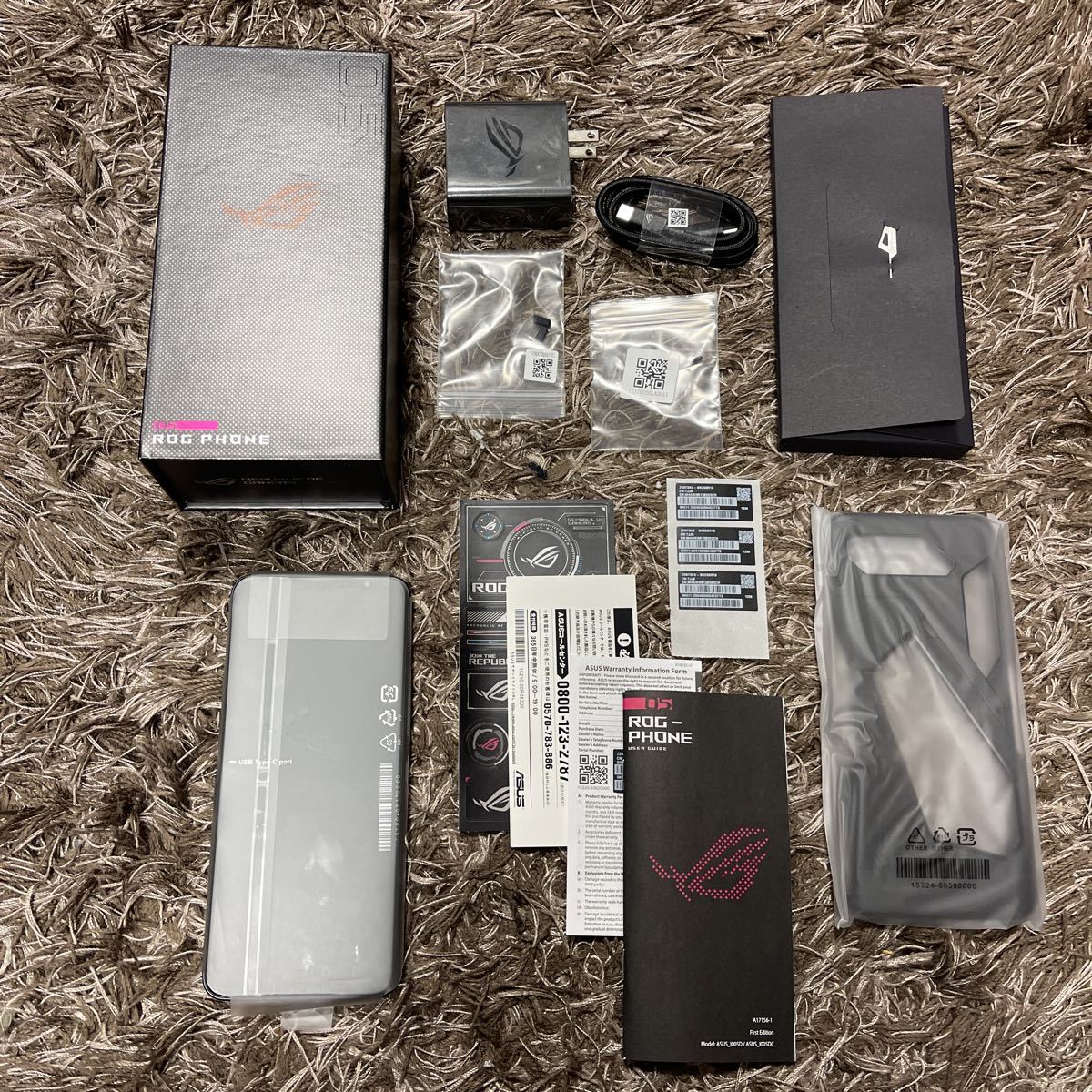 爆安セール! 美品 ROG ROG Phone ブラック 5 256GB 5 256GB