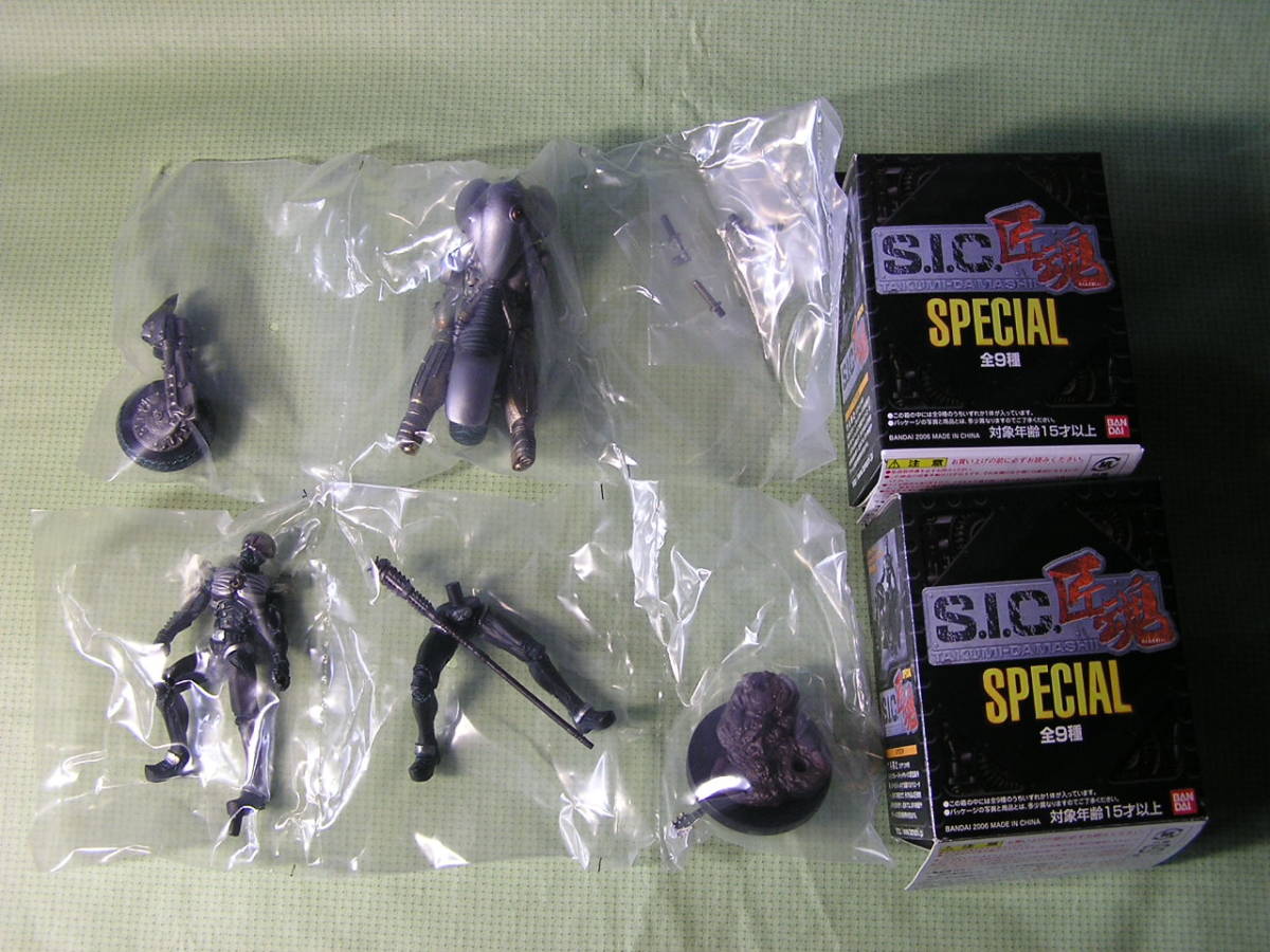 S.I.C.　匠魂　SPECIAL　シルバーハカイダー　＋　シルバーハカイダーバイク_画像1