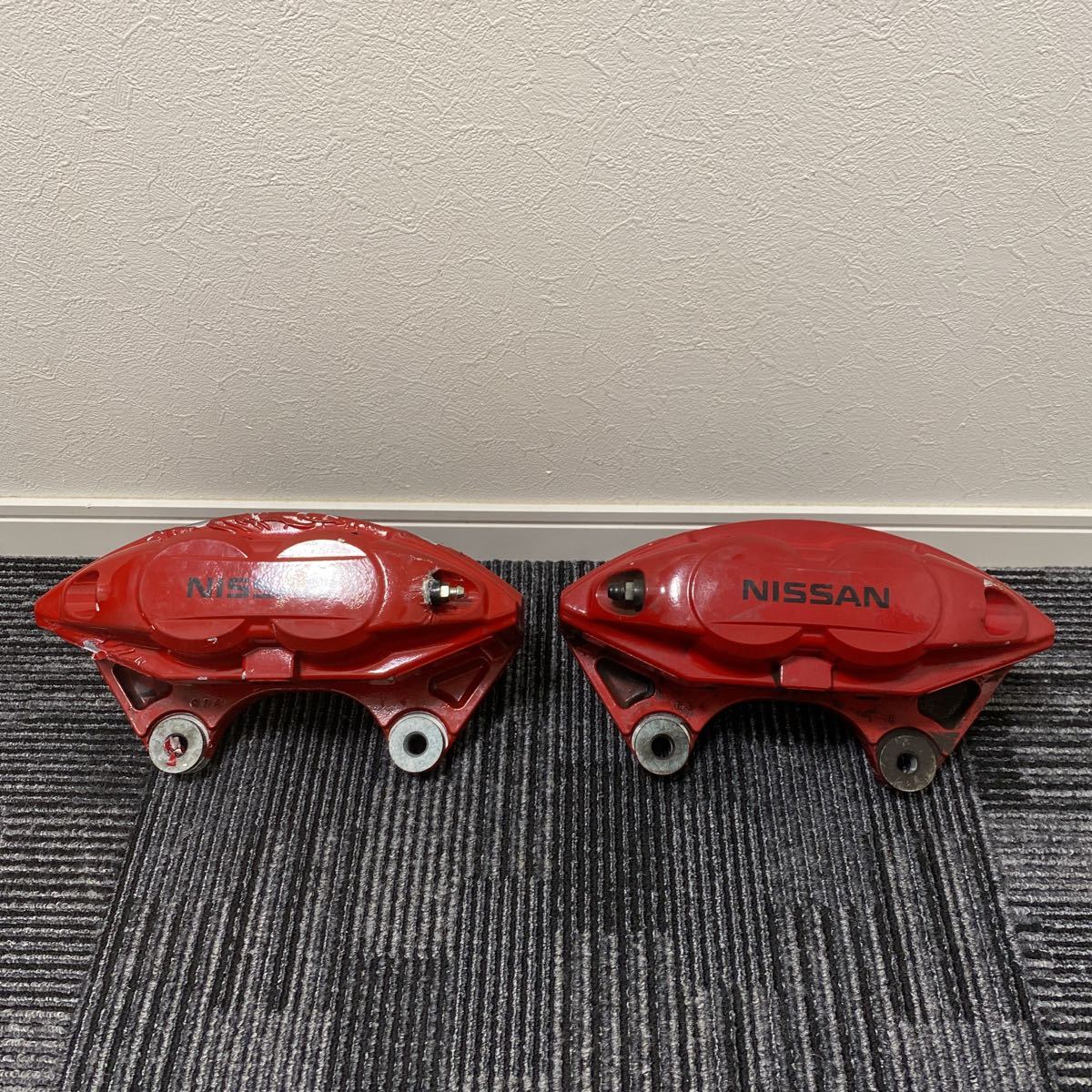  used Nissan Z34 Fairlady Z original akebono front caliper 4POT left right set red red Bick caliper Skyline Fuga 