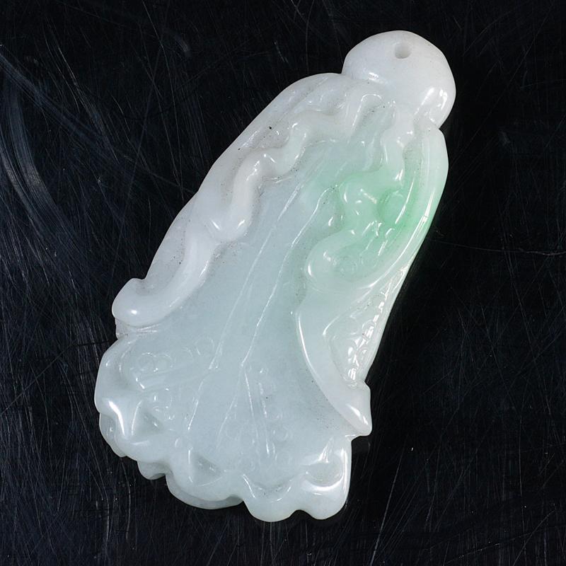 中国 玉石翡翠彫刻 野菜 白菜 ペンダントトップ 置物 R1106 www