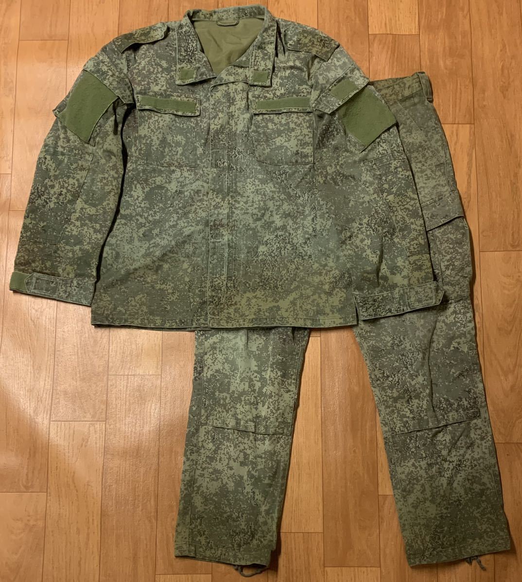 Yahoo!オークション - ロシア軍 BTK デジタルフローラ迷彩戦闘服 上下