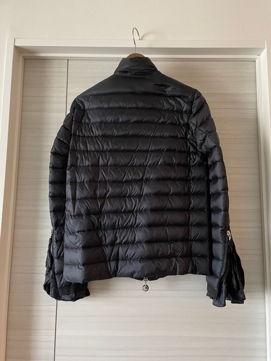 MONCLER sacai サカイ モンクレール モンクレールダウン　モンクレールS  フリル