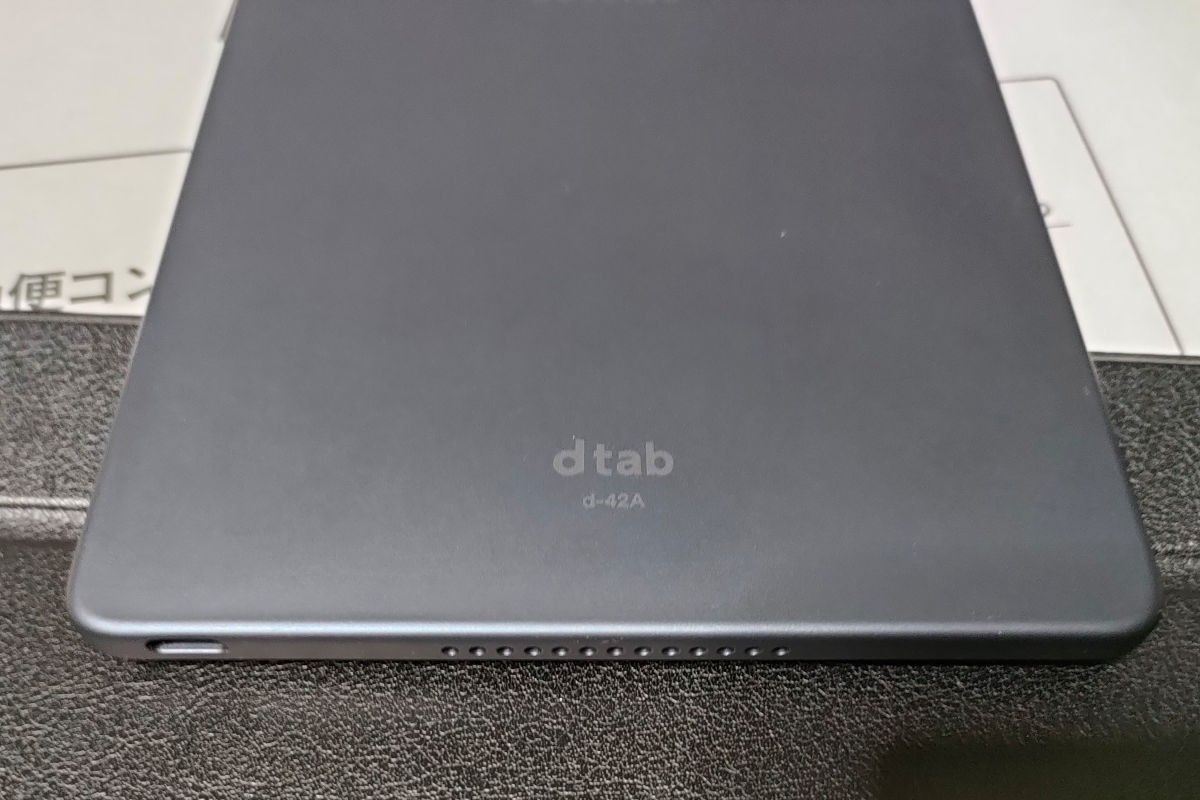 ✨セール最安価格✨ 美品 タブレット dtab Compact d-42A ネイビー www