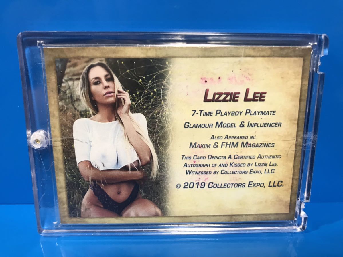  trading card COLLECTORS EXPO[Lizzie Lee [2019 COLLECTORS EXPO] raw Kiss & autograph autograph card ]