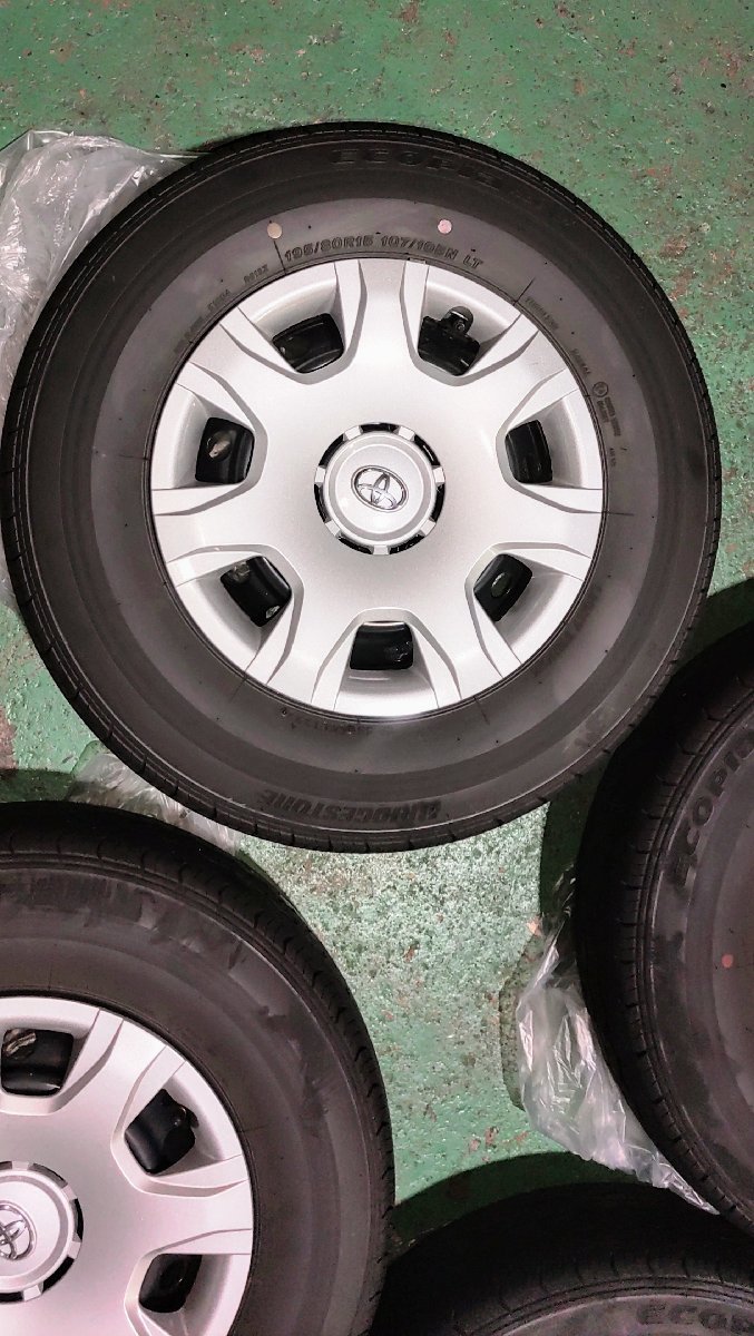 4本セット ブリヂストン ハイエース純正タイヤ 195/80R15 107 4本セット ブリヂストン ハイエース純正タイヤ 195/80R15 107