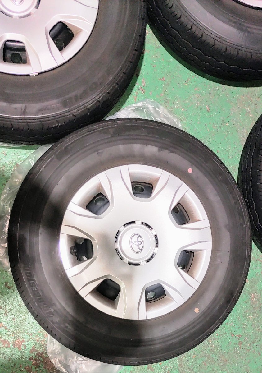 4本セット ブリヂストン ハイエース純正タイヤ 195/80R15 107 4本セット ブリヂストン ハイエース純正タイヤ 195/80R15 107