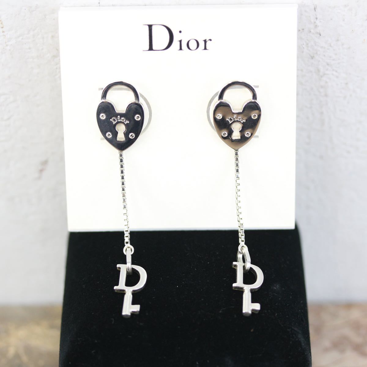 Christian Dior KEY LOGO DESIGN SWING EARRING/クリスチャン
