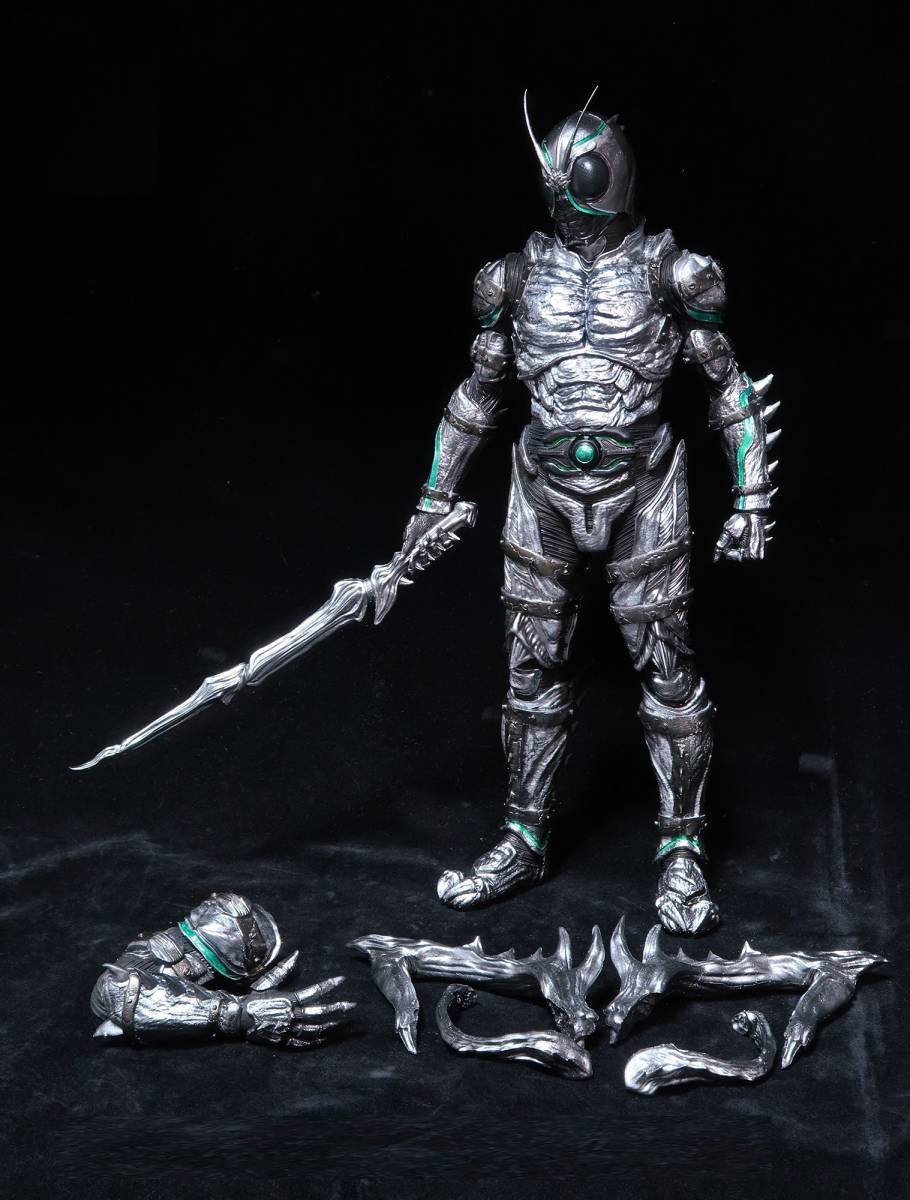 1/6 仮面ライダー Shadow Moon(未組み立て未塗装) ガレージ 1/6 仮面ライダー Shadow Moon(未組み立て未塗装) ガレージ