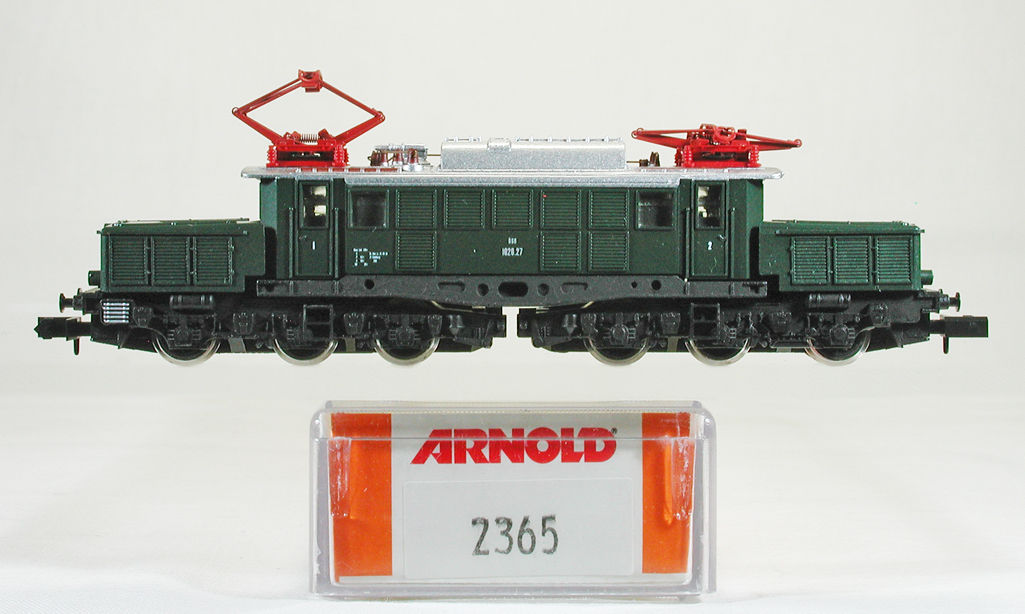 ARNOLD #2365 ＯｅＢＢ（オーストリア国鉄） １０２０型電気機関車（Ex. ＢＲ Ｅ９４） グリーン　● 特価 ●