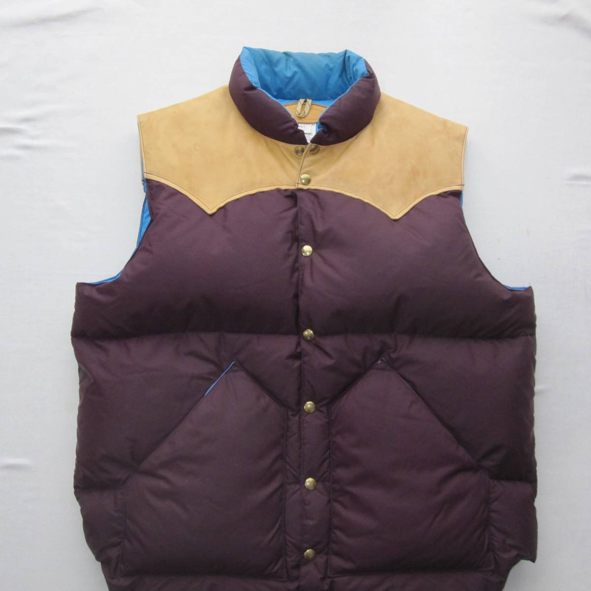 *70s Vintage Rocky mountain down vest (46) [ rare color ][ rare size ] / 1970s / vintage / original /