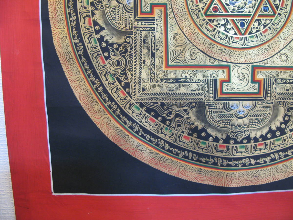 (一部皺有)新品 ネパールの仏画 大きなタンカ 曼荼羅 56×56㎝ 手描 伝統芸術 肉筆のマンダラ ハンドメイド　kan2299_画像5