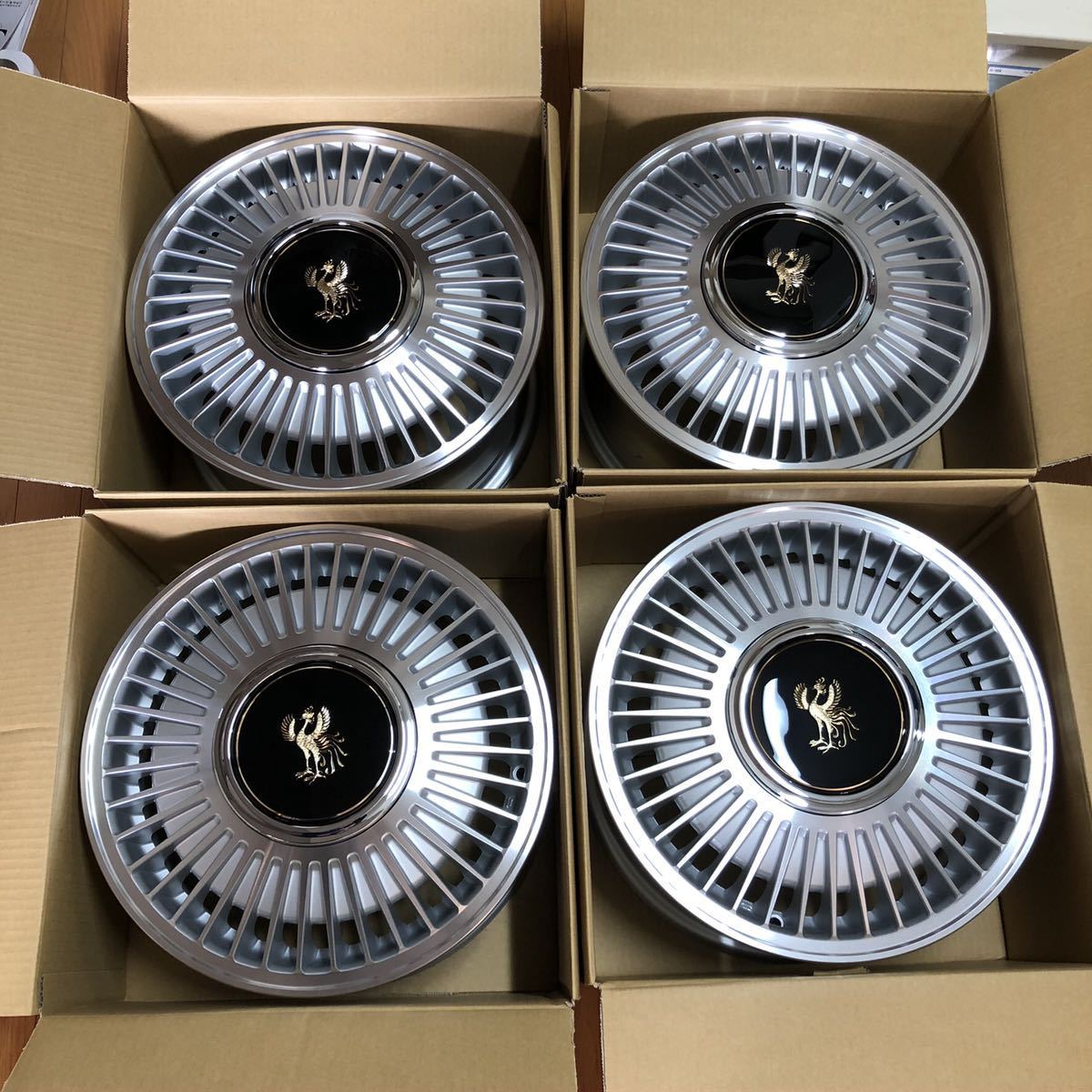 トヨタ 純正品 センチュリーGZG50 4個 ホイール ホイールキャップ