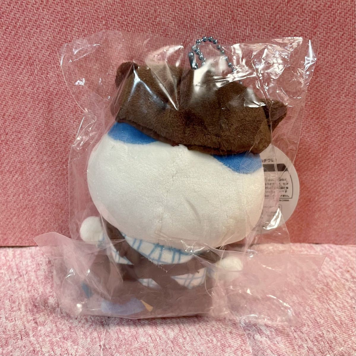 ちいかわ カフェの店員さんマスコット ハチワレ 未開封 ちいかわ カフェの店員さんマスコット ハチワレ 未開封