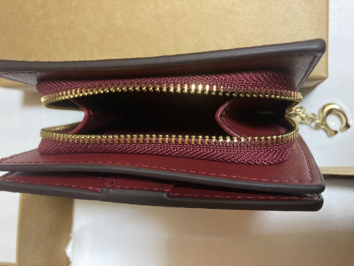 スナップ ウォレット イン シグネチャー キャンバス 二つ折り財布 CC