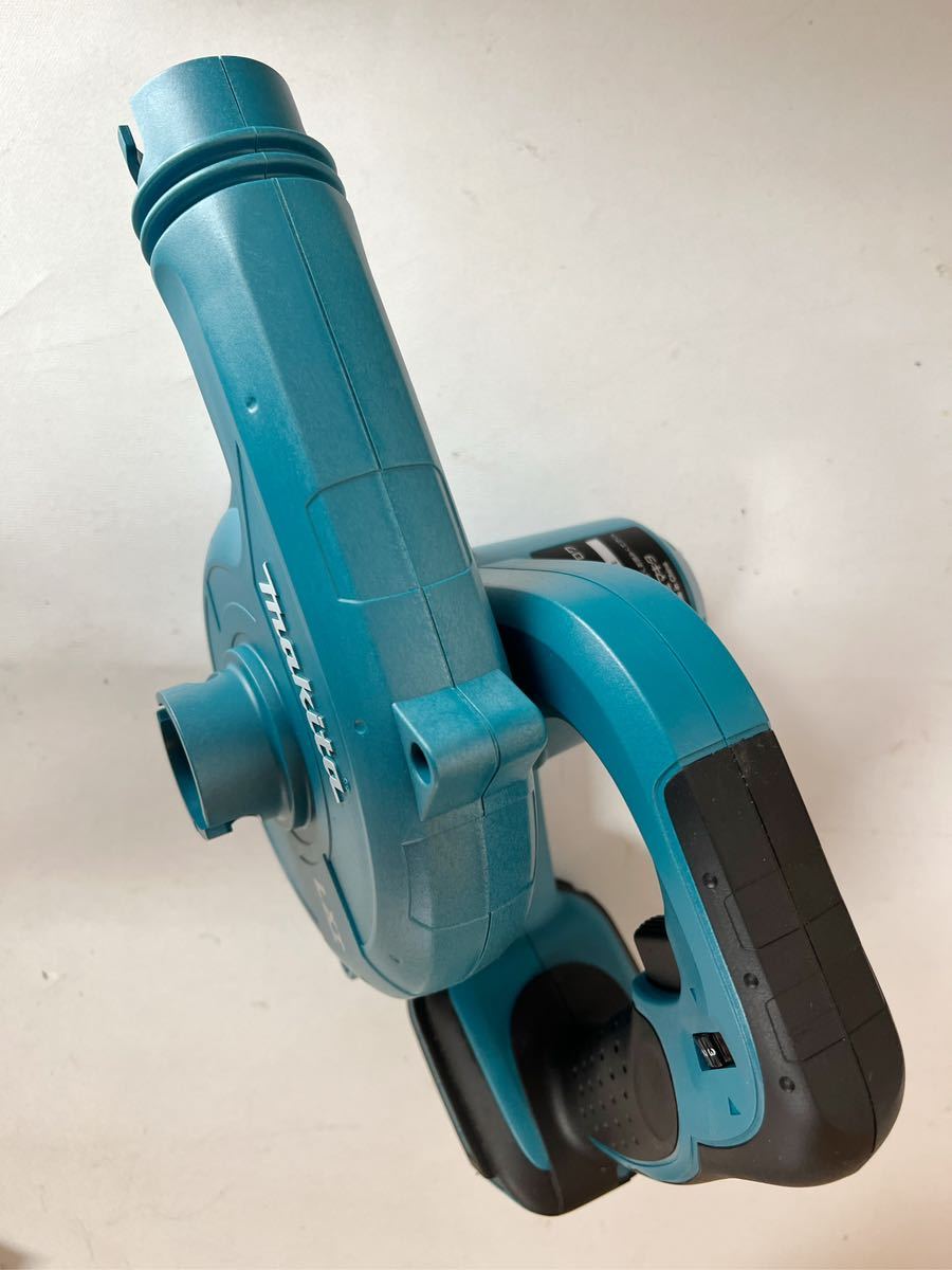 マキタ makita UB182D 充電式 ブロワ マキタ Makita 充電式ブロワ 18V ガーデンノズル ブロア ブロアー 説明書付き 箱付き_画像3