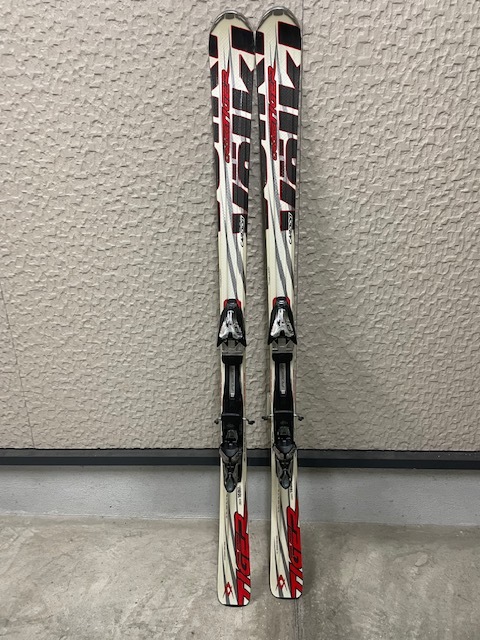 ヤフオク! - フォルクル基礎スキー板 168cm 中古