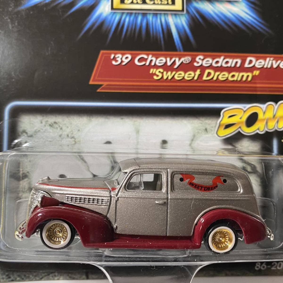 Revell 1/64 LOWRIDERS DieCast '39 CHEVY SEDAN DELIVERY sweet dream シェビー　デリバリー　ローライダー BOMB_画像2