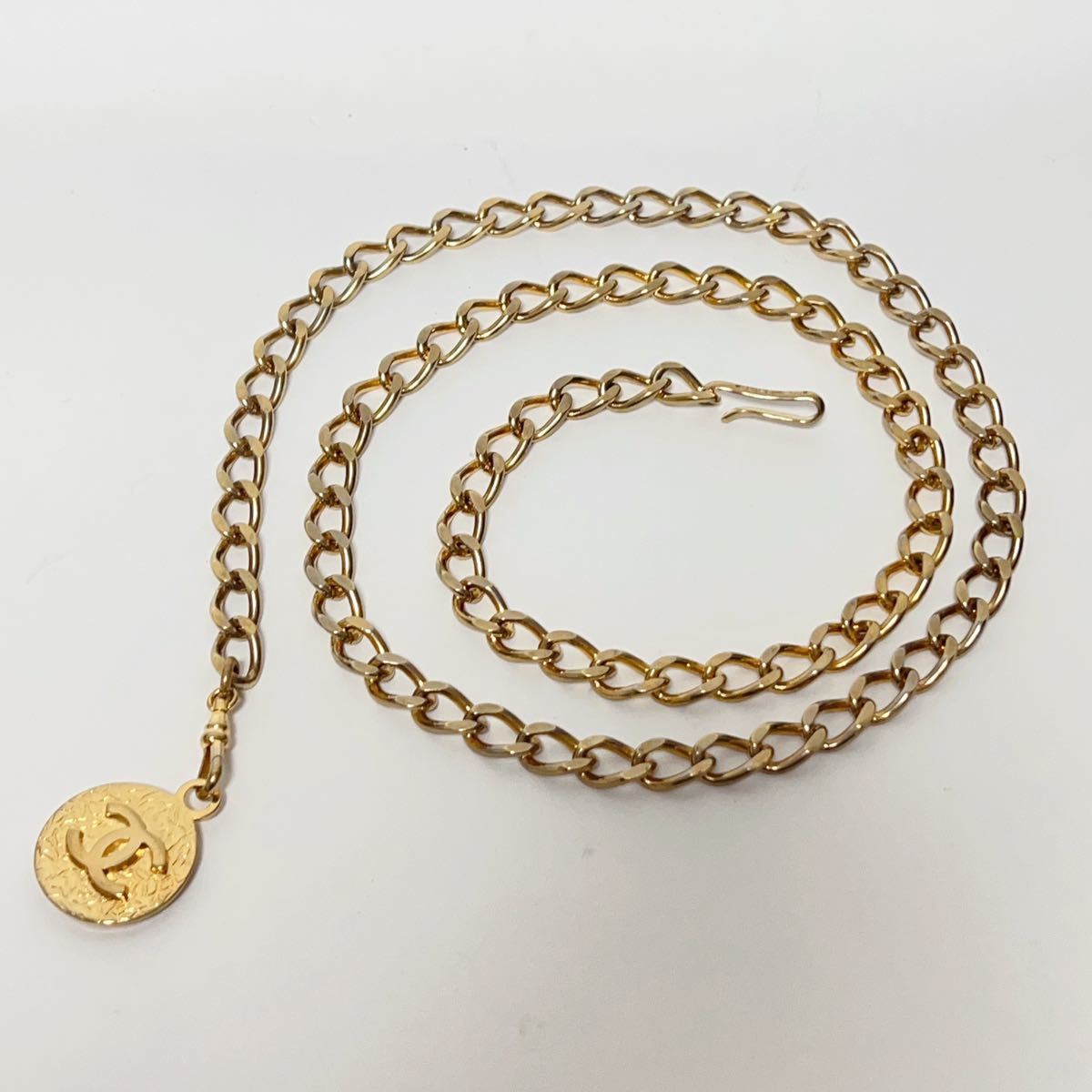 希少 シャネル CHANEL コインモチーフ チェーンベルト ゴールドメッキ