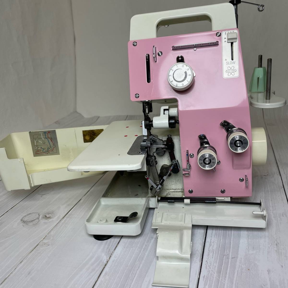 お中元 昭和レトロ シンガー メリット ロックミシン MERRITT SR-11