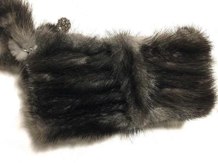 [ free shipping ] Blue Eye squirrel mink fur fur clutch bag handbag ribbon real fur 