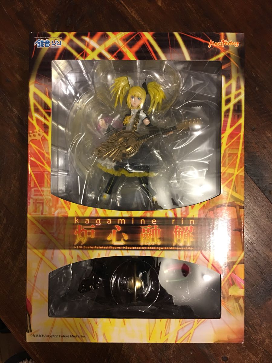 “最終上市”全新未開封的Kagamine Rin  - 核心融化 - “Character Vocal Series 02 Kagamine Rin＆Len”1/8 PVC彩繪成品    原文:「最終出品 」新品 未開封 鏡音リン-炉心融解- 「キャラクターボーカルシリーズ02 鏡音リン・レン」 1/8 PVC塗装済み完成品