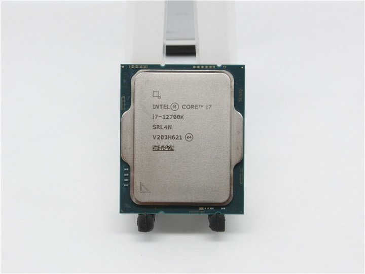 CPU インテルIntel Core I7-12700K プロセッサー中古動作確認済み送料