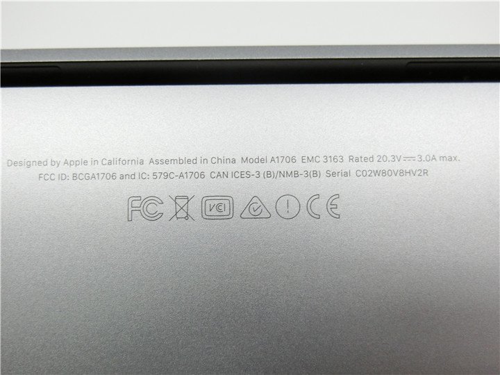 MacBookPRO A1706 マザーボードと本体止めネジ欠品 英語キーボード ...