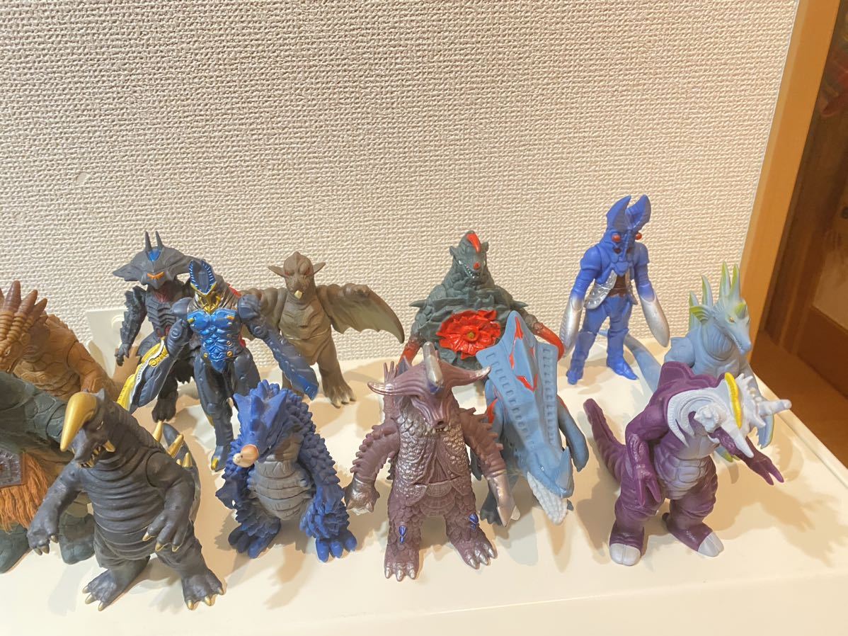ウルトラマン ソフビ 19体-connectedremag.com