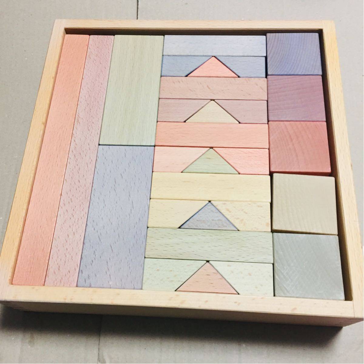 トノプロダクト 淡い色の積み木 ブナ材 自然塗料 TONO つみき 知育玩具 木箱:28㎝×28㎝×6.5㎝