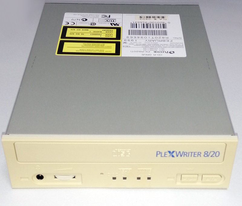 PLEXTOR プレクスター PX-R820Ti CD-Rドライブ ジャンク扱い 送料無料_画像1