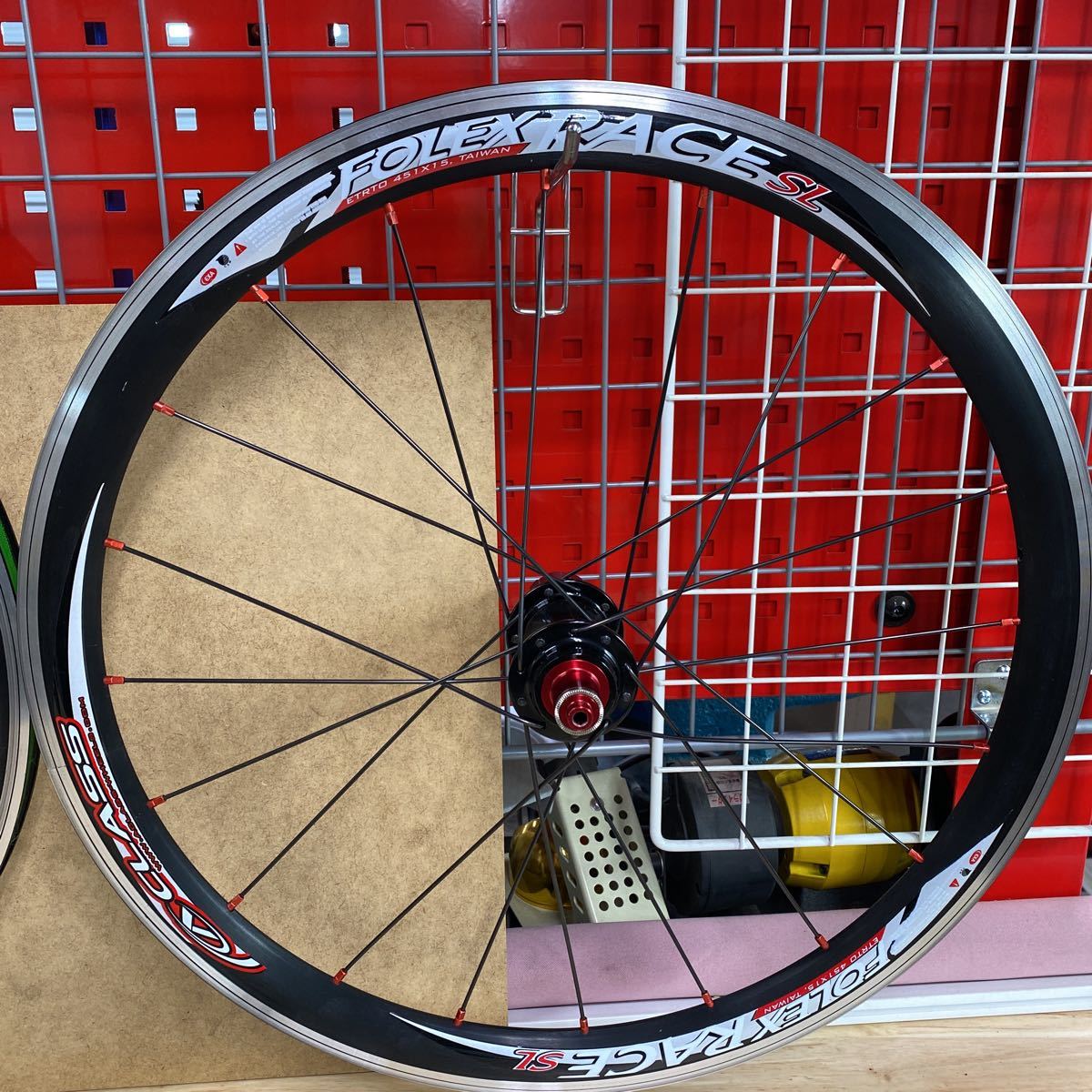 軽量+ストレッチ性+吸水速乾 小径車用20インチホイール前後セット