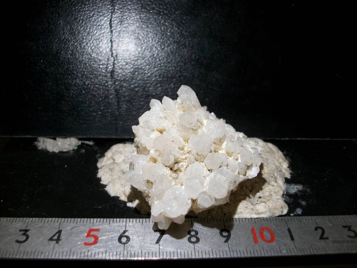 国産鉱物 奈良県 橡谷 水晶 クラスター クォーツ 大小の結晶多数 ハイグレード 定型外発送の画像4