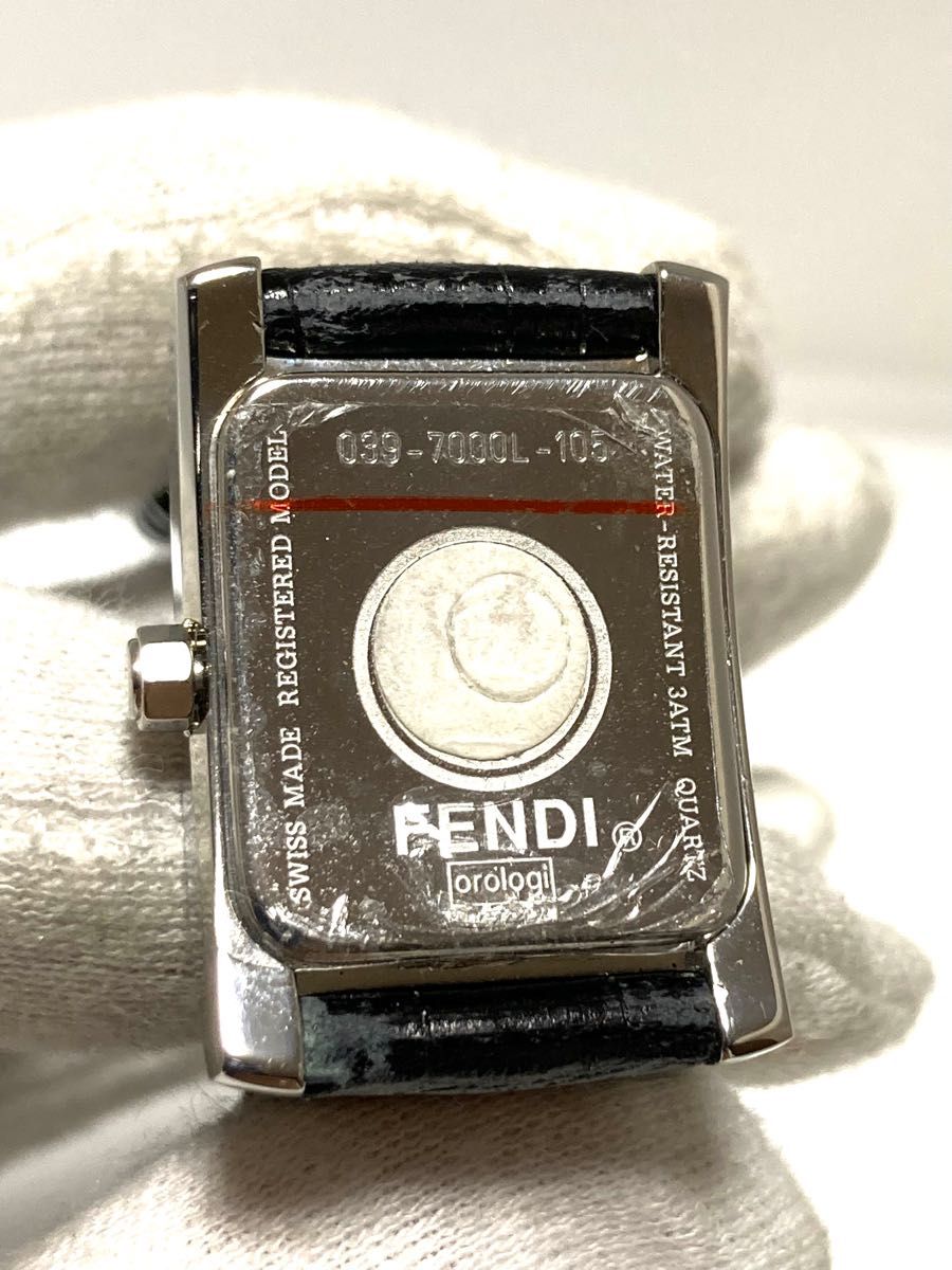 訳あり未使用！　FENDI フェンディ　12pダイヤ　電池新品　レディース腕時計