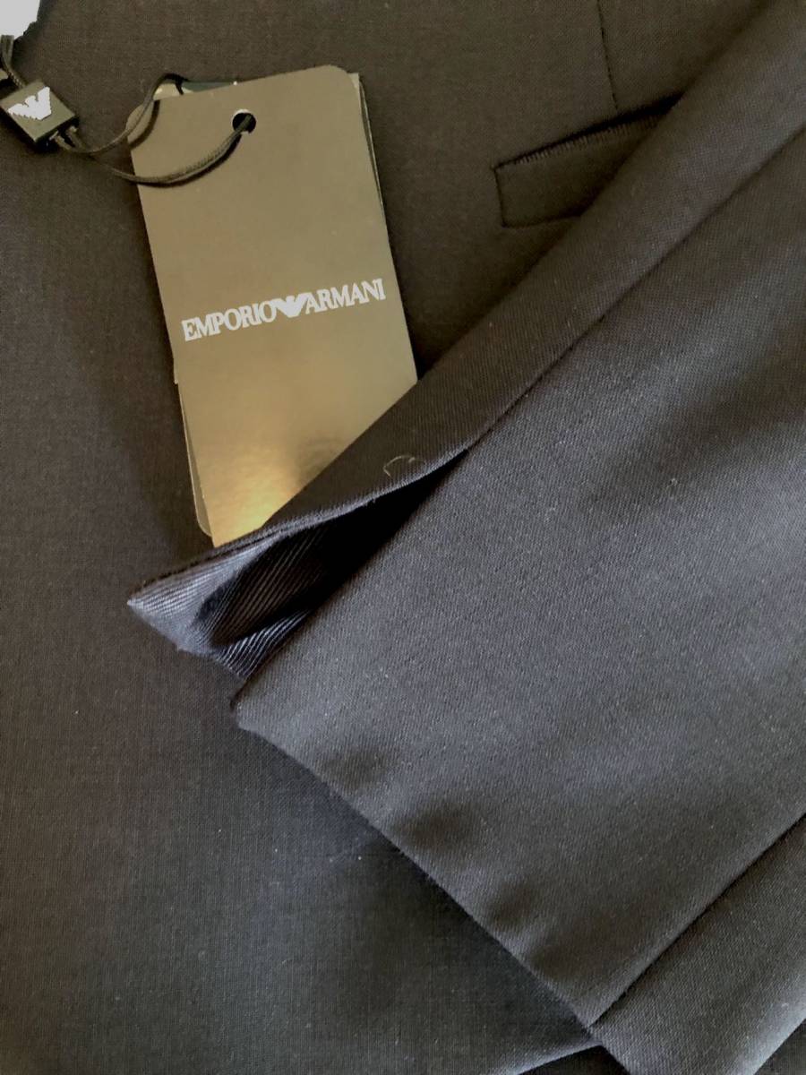 新品エンポリオ・アルマーニ(EMPORIO ARMANI)パンツスーツ サイズ 48