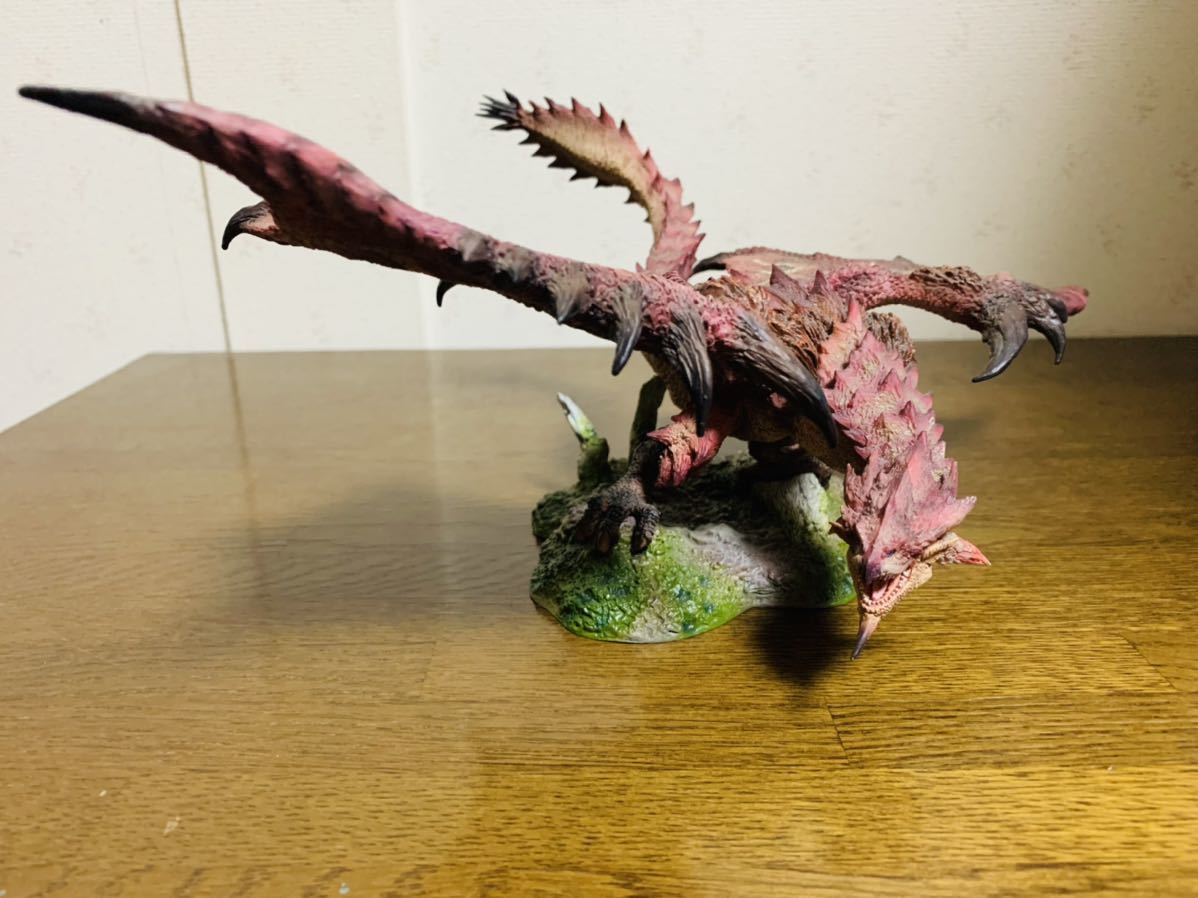 新入荷 カプコンフィギュアビルダー リオレイア亜種
