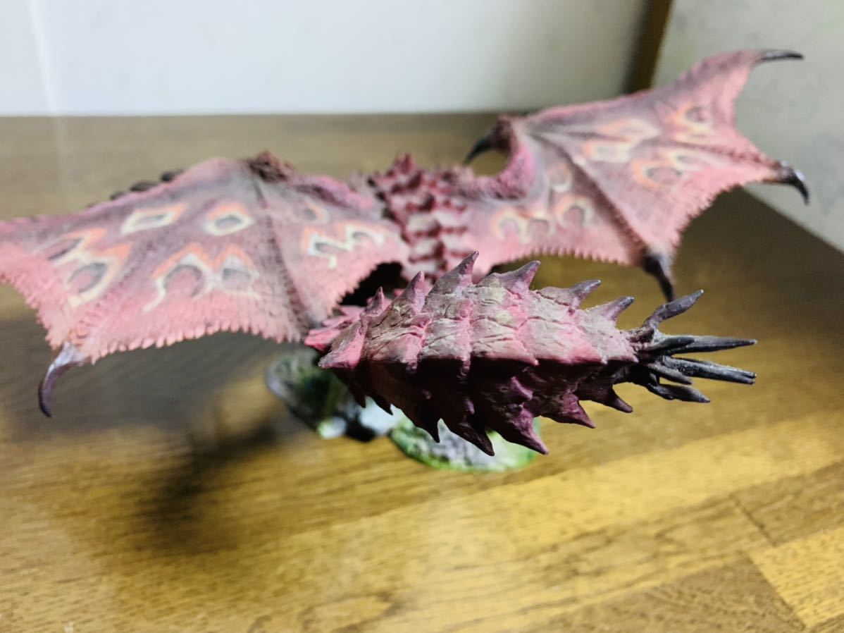 カプコンフィギュアビルダー クリエイターズモデル リオレイア 亜種 現状品