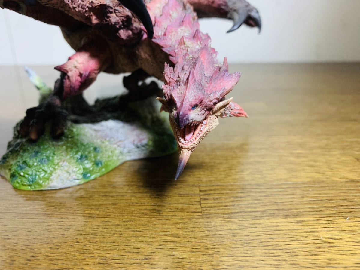 カプコンフィギュアビルダー クリエイターズモデル リオレイア 亜種 現状品