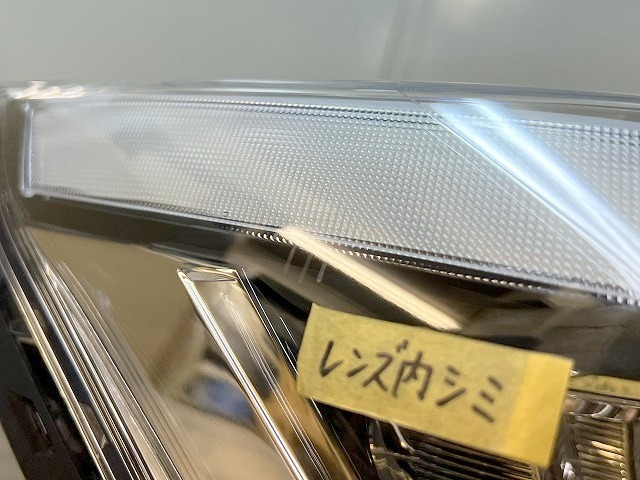 ライズ(Z)/ロッキー(G/プレミアム) A200A/A210A A200S/A210S 前期 LED 純正 右ヘッドライト/右ヘッドランプ ICHIKOH 1991 ▼26452/E2/あ_画像4