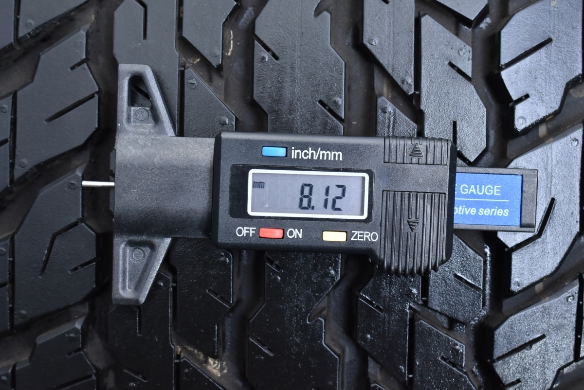 新車外し バリ溝】ダンロップ グラントレック AT25 265/65R17 2020年製