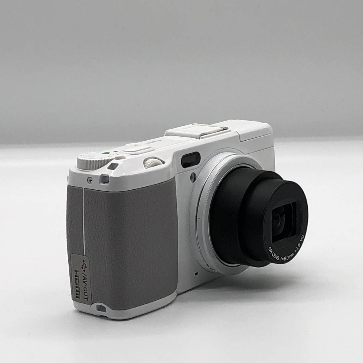 美品 RICOH GR DIGITAL Ⅳ ホワイトエディション