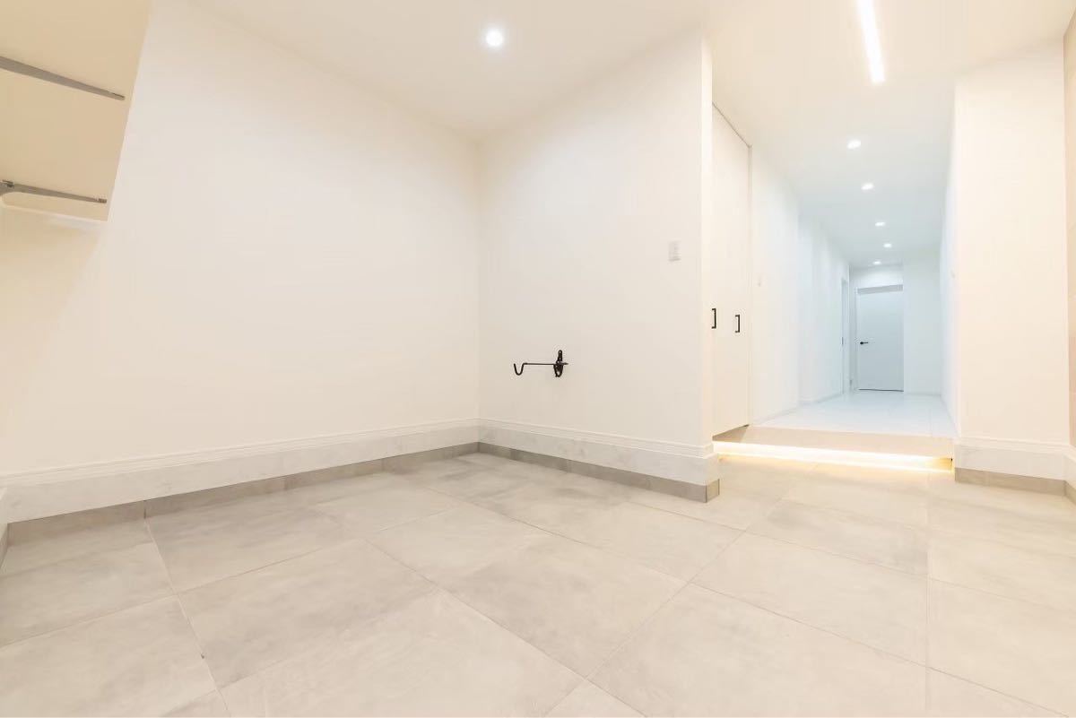 左官仕上げ調 600角 タイル グレータイル 床 TILE 壁タイル 室内 左官仕上げ調 600角 タイル グレータイル 床 TILE 壁タイル 室内
