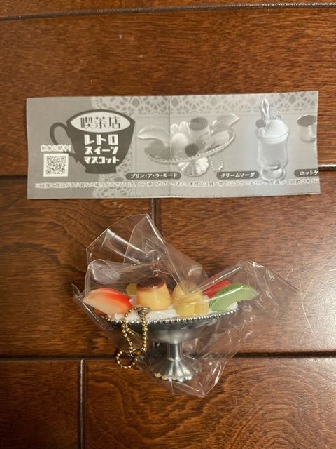 內(nèi)袋未開(kāi)封、リスト付きです。