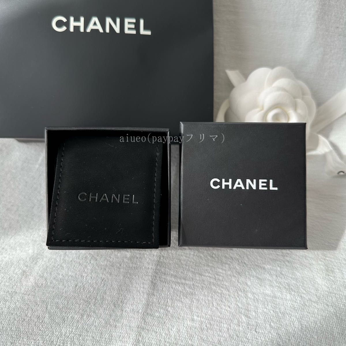 人気激安 CHANEL - CHANEL ( ピアス ロゴ CCマーク ボトル 香水瓶 No5