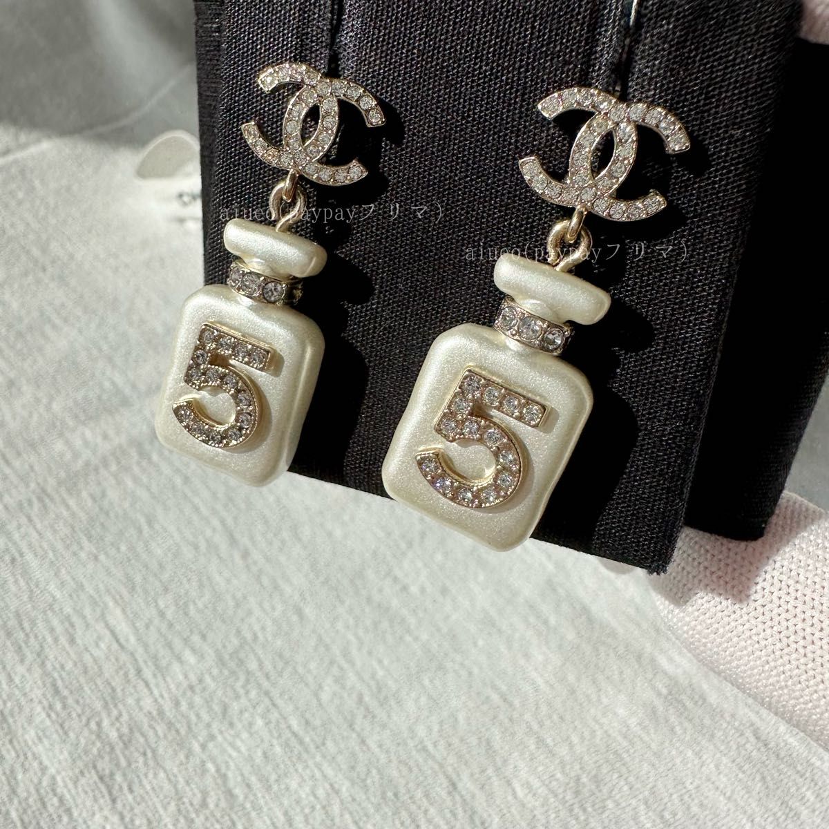 CHANEL ( シャネル ) No5 香水瓶 ボトル CCマーク ロゴ ピアス