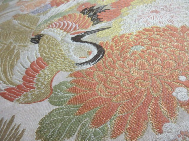 1円 良品 正絹 丸帯 総刺繍 アンティーク 大正浪漫 鶴 草花 古典文様 飛鶴 全通柄 高級 長さ392cm ◆逸品◆【夢職】★★★★の画像4