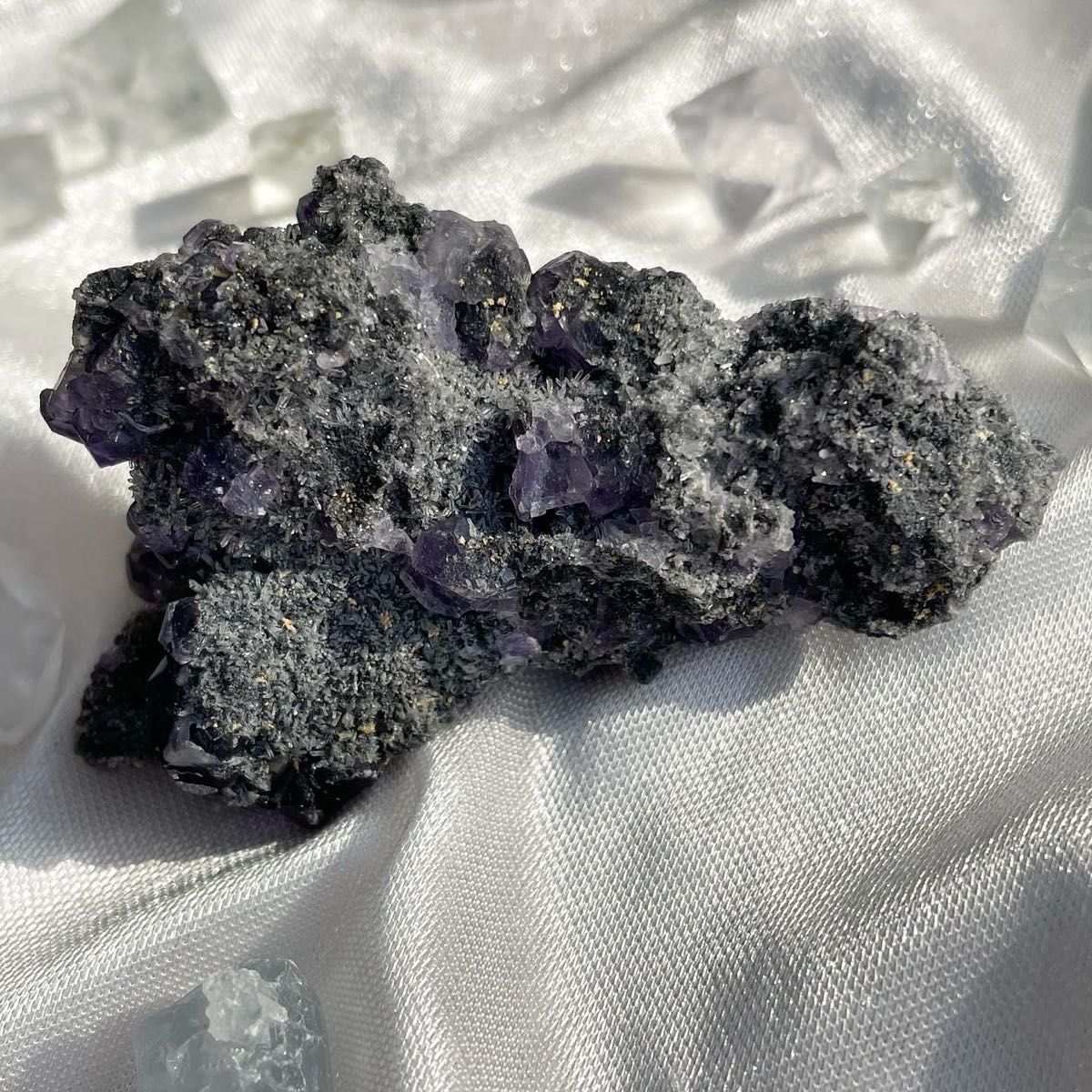 SALE価格 《 フローライト原石 ① 》結晶 天然石 パワーストーン SALE価格 《 フローライト原石 ① 》結晶 天然石 パワーストーン